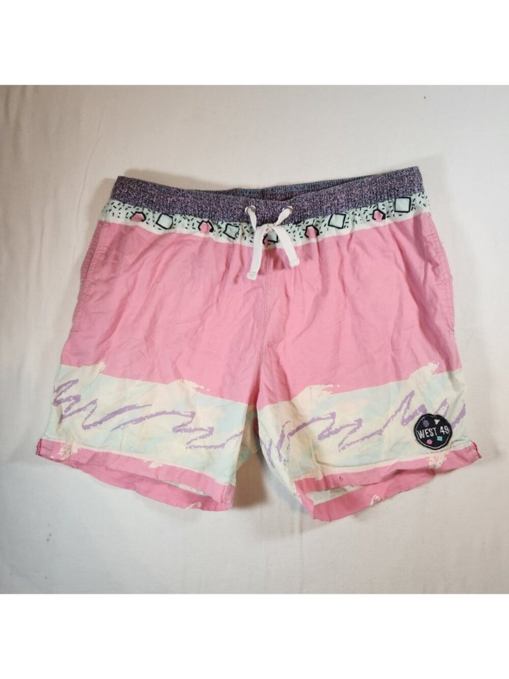 West 49 Mens Pink Geometric 80s Style Swim Trunks Board Shorts Medium